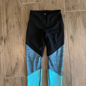 Athletic leggings